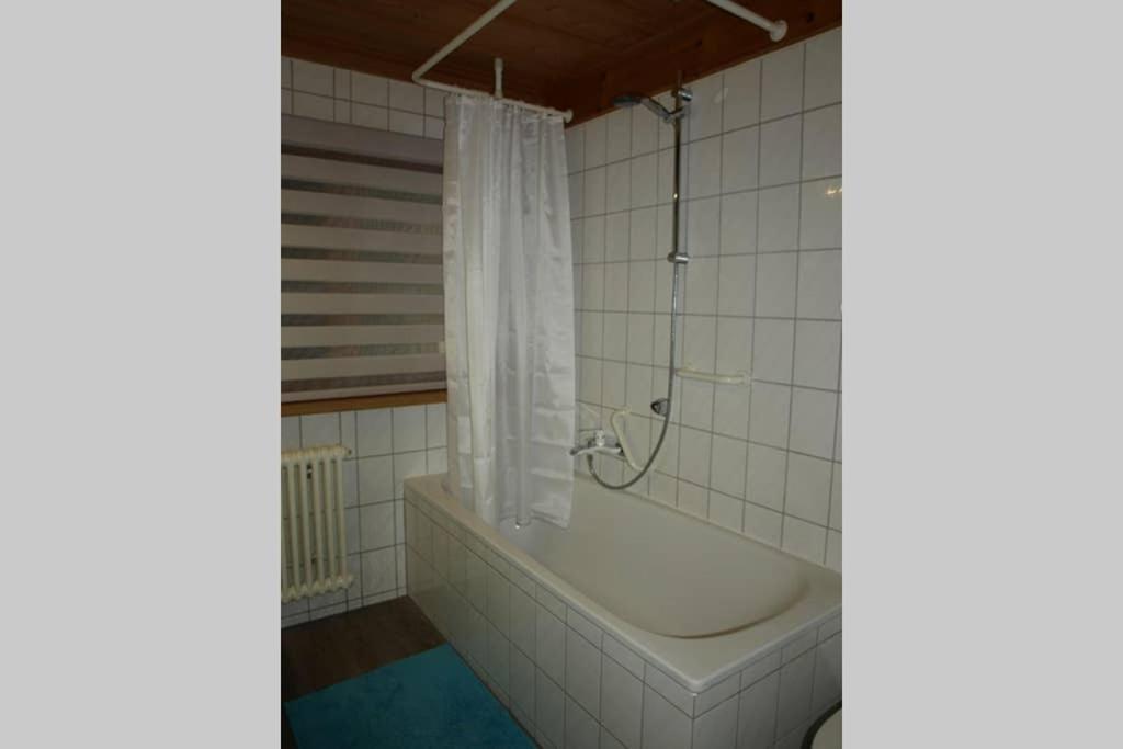 Großzügige Ferienwohnung am Kloster Kirchzarten Exterior foto